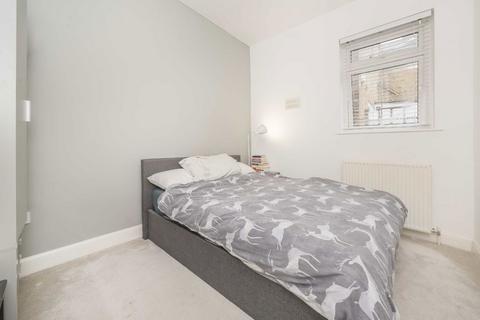 1 bedroom flat for sale, Grange Park, London W5