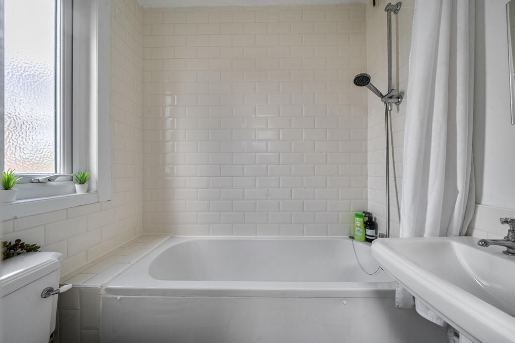 1429117-5-69b15c1...