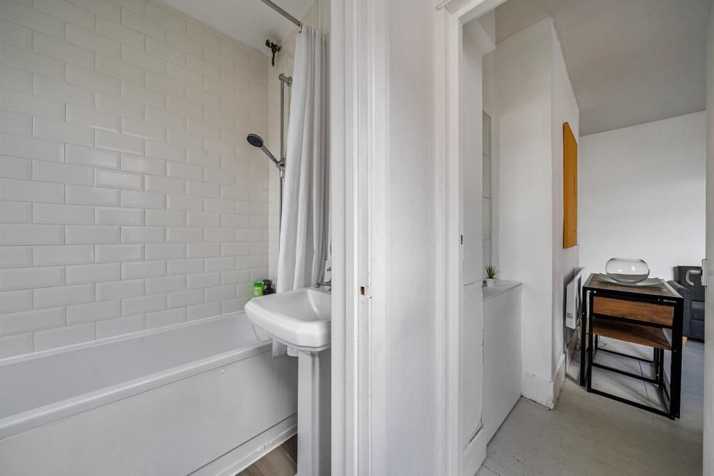 1429117-6-69b15c2...