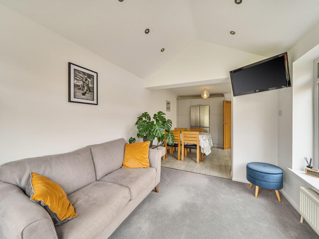 1429274-12-69b2bd...