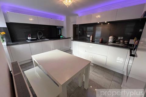 3 bedroom terraced house for sale, Lewis Street, Pentre, Rhondda Cynon Taff, CF41