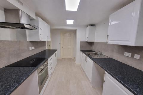 undefined, Commercial Street, Cinderford