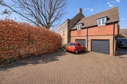 6 bedroom house for sale, The Willows, Billingshurst, RH14