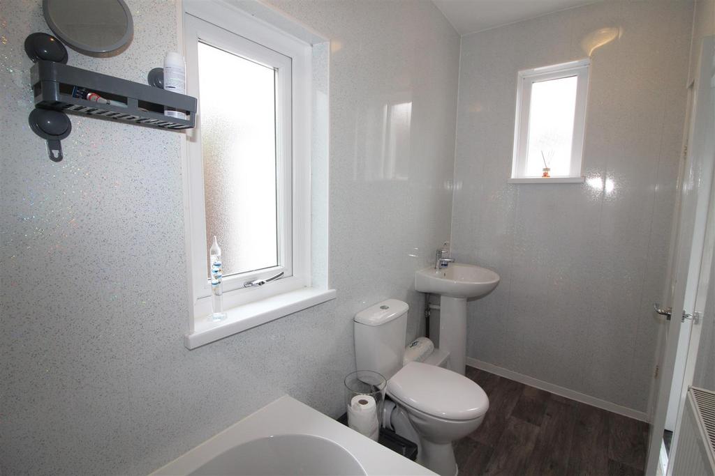 Ground Floor Bathroom/WC