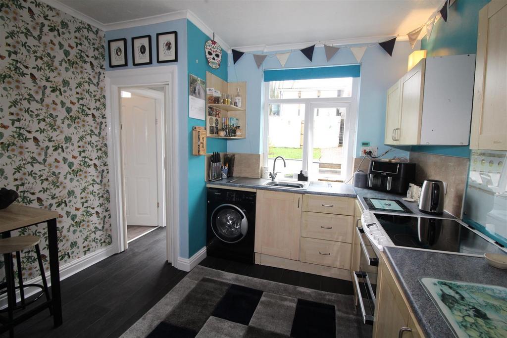 Kitchen/Breakfast Room