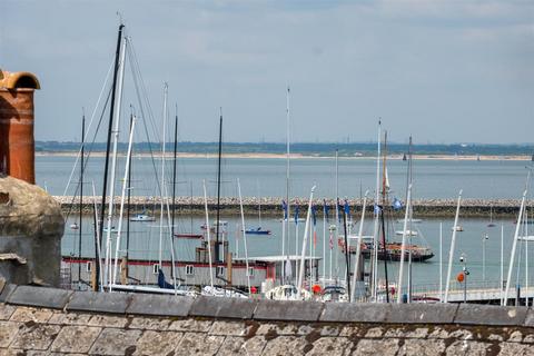 1 bedroom apartment for sale, Cowes, Isle of Wight