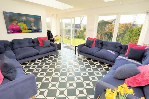 3 bedroom detached house for sale, Jubilee Drive, Failand BS8
