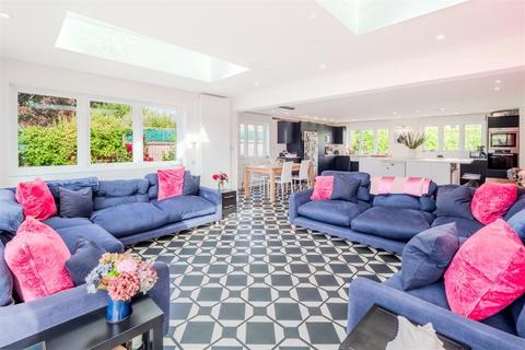 3 bedroom detached house for sale, Jubilee Drive, Failand BS8