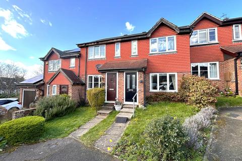 2 bedroom house to rent, 3 Hunts Farm CloseBorough GreenKent