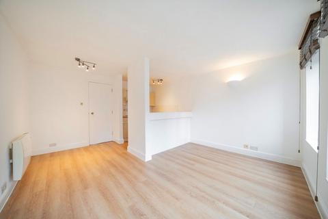1 bedroom flat for sale, Discovery Walk, London E1W