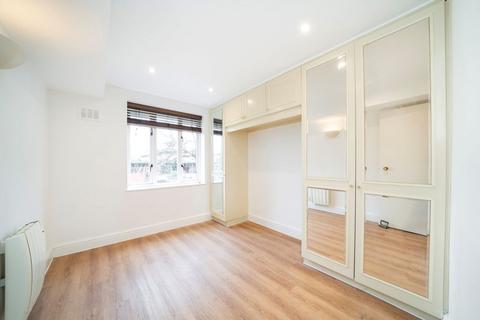 1 bedroom flat for sale, Discovery Walk, London E1W