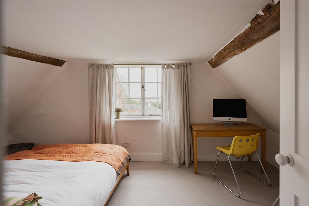 331217 - Elizabethan House, Shudy Camps-25.jpg