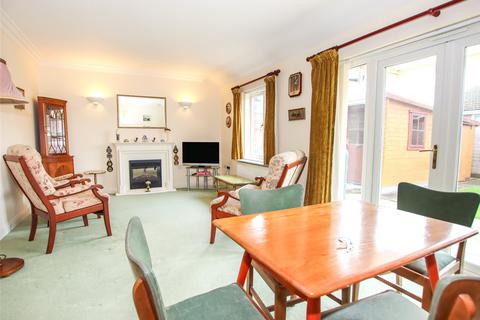 3 bedroom bungalow for sale, Yarrell Croft, Pennington, Hampshire, SO41