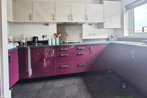 3 bedroom semi-detached house for sale, Sunflower Lane, East Sussex BN26