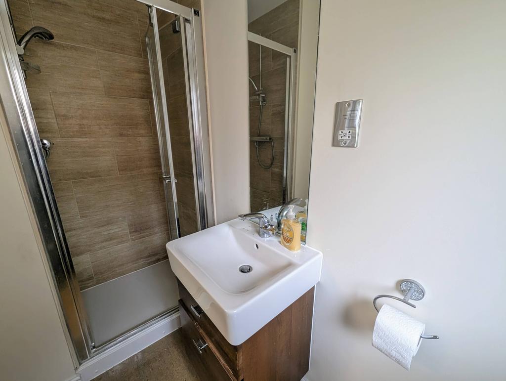 En-suite Bathroom
