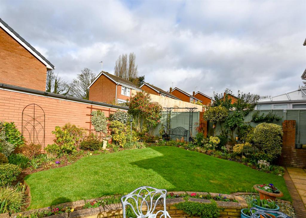 3 Carnforth Close-11.jpg