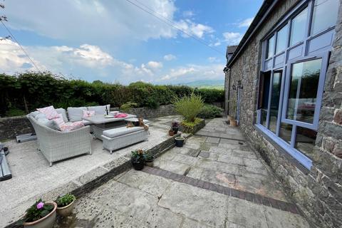 undefined, Manordeilo, Llandeilo, Carmarthenshire.