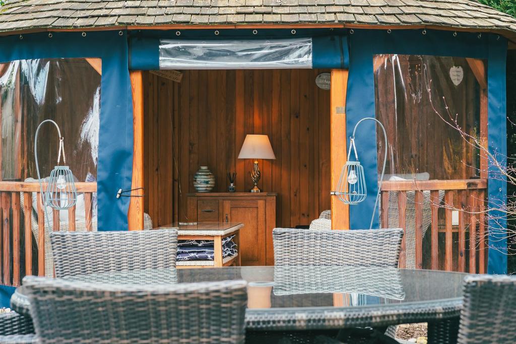 Summer House