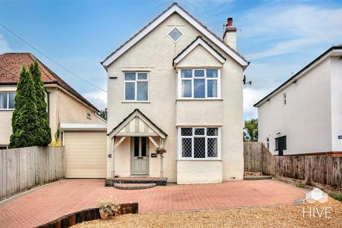 3 bedroom detached house for sale, Magna Road, Bournemouth BH11