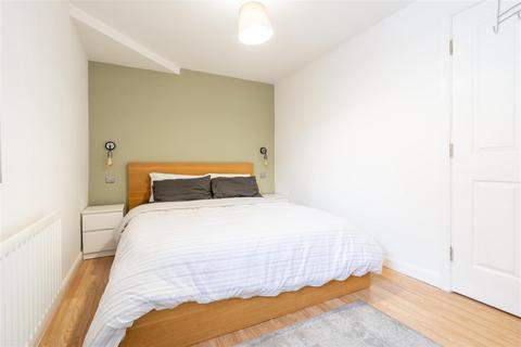 2 bedroom flat for sale, Union Stairs, North Shields