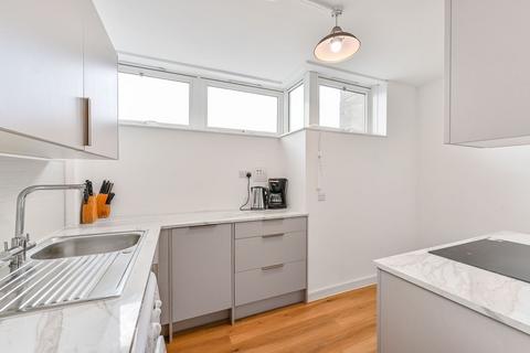 Macklin Street, Covent Garden, London, WC2B