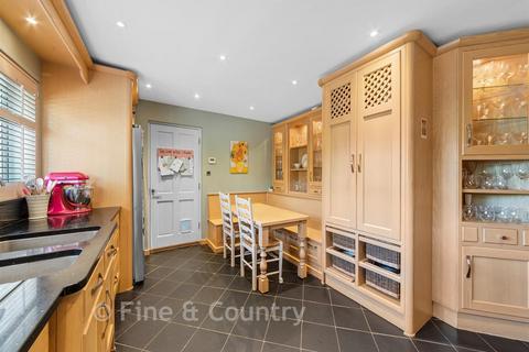 6 bedroom detached house for sale, The Ridgeway, Tonbridge TN10