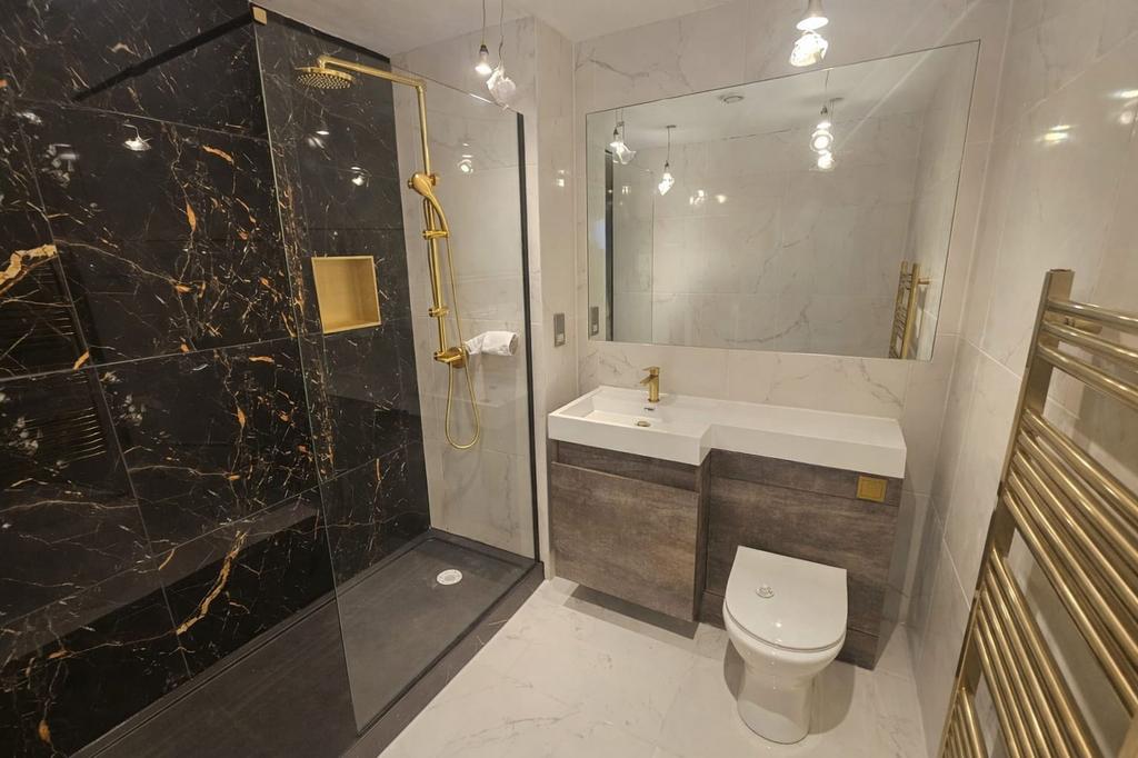 Bathroom/Toilet