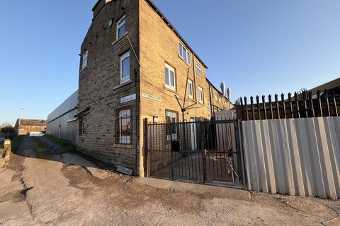 undefined, 100 Tyersal Lane, Bradford BD4