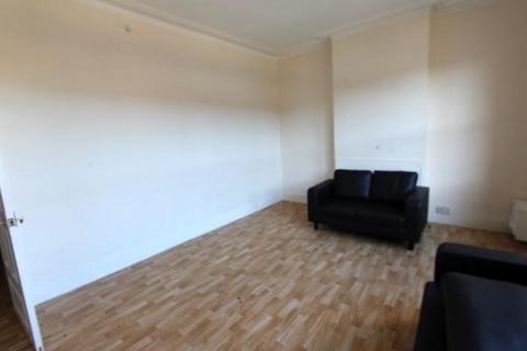 2 bedroom apartment for sale, High Street , Enfield , Middlesex, EN3