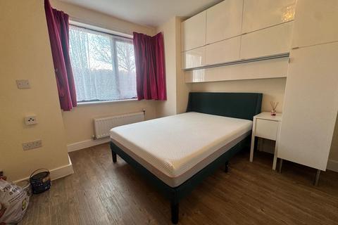 undefined, Jack Dimmer Close, Streatham, SW16 5BT