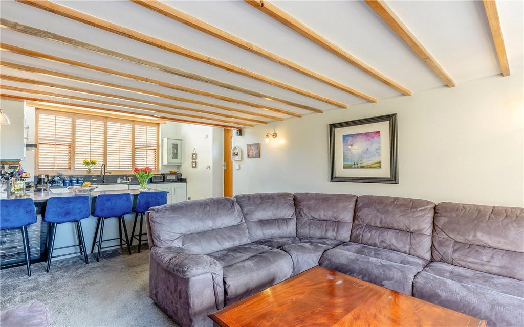Kitchen/Lounge
