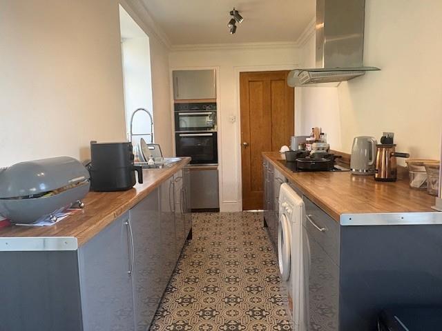 Kitchenf.jpg