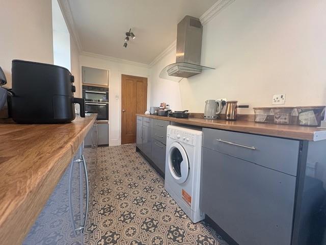 Kitchenc.jpg
