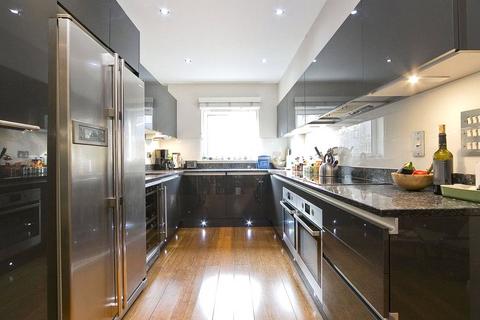 undefined, Hertford Road, London, N1