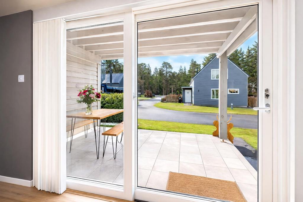 5 Ski Road Cottages