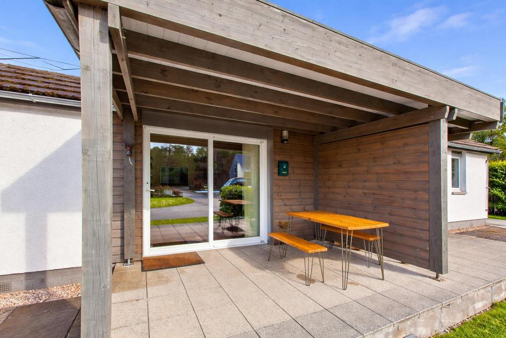 5 Ski Road Cottages