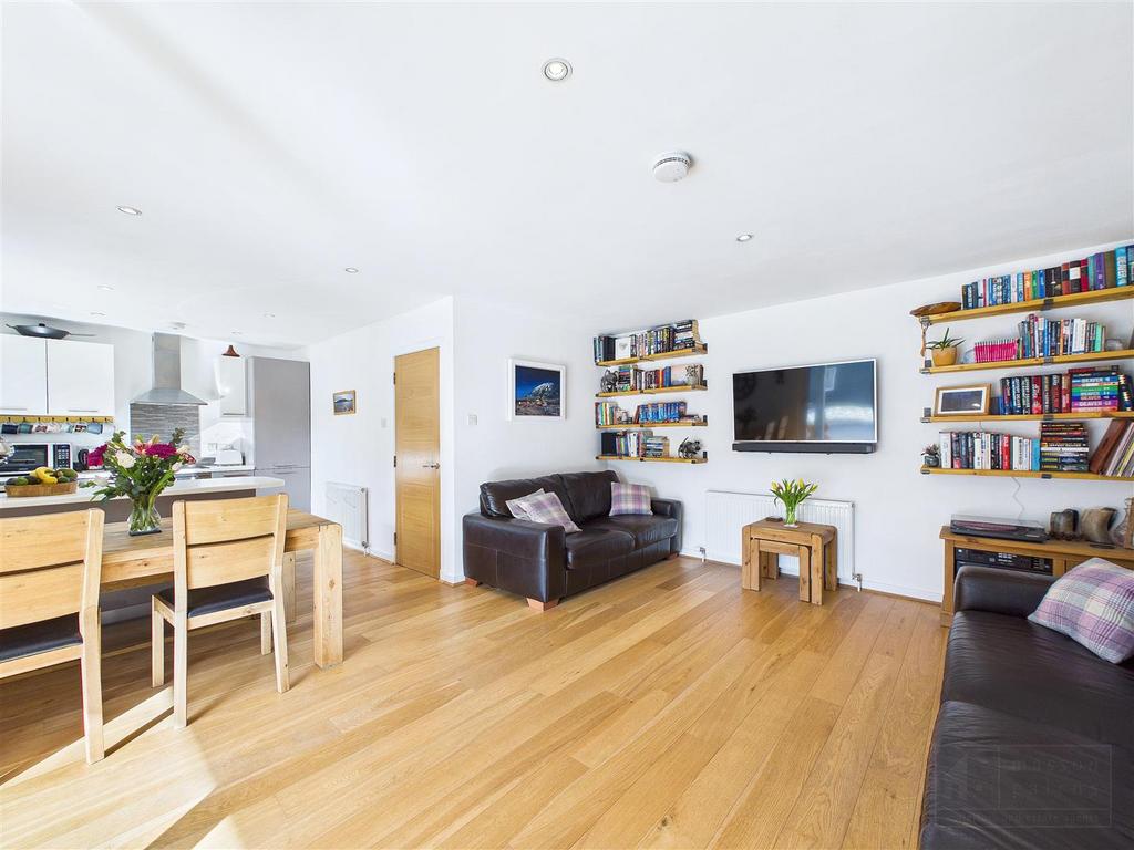 5 Ski Road Cottages
