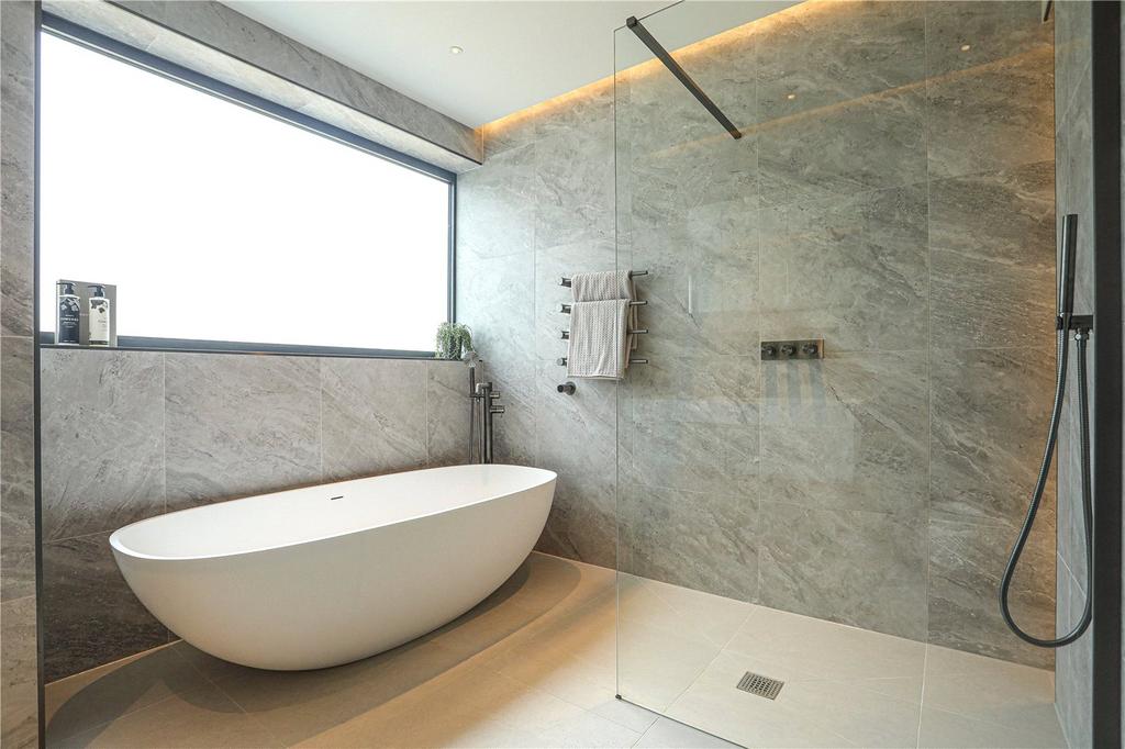 En-Suite 1