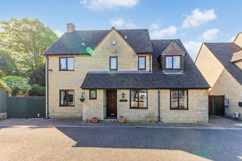Churchill Way, Painswick, Stroud, GL6
