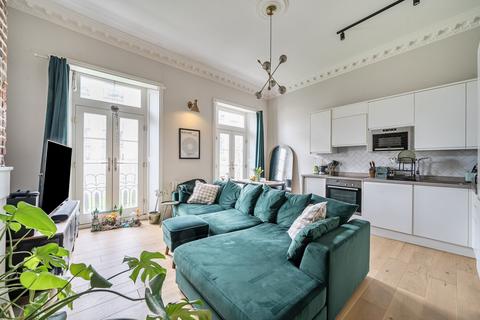 1 bedroom flat to rent, Sillwood Place, Brighton, East Sussex, BN1