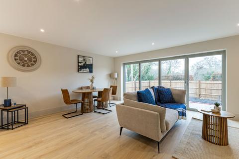 3 bedroom house for sale, Bramall Place, Crondall, Farnham, GU10