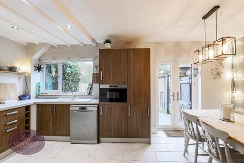 4 bedroom terraced house for sale, Queens Road South, Eastwood, Nottingham, NG16