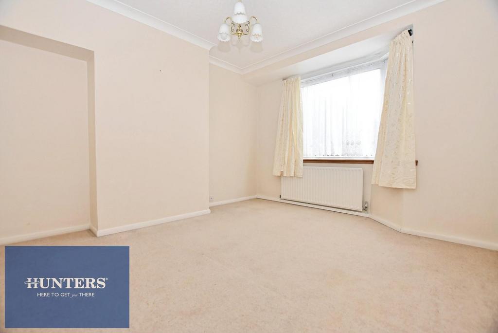 SITTING ROOM.jpg