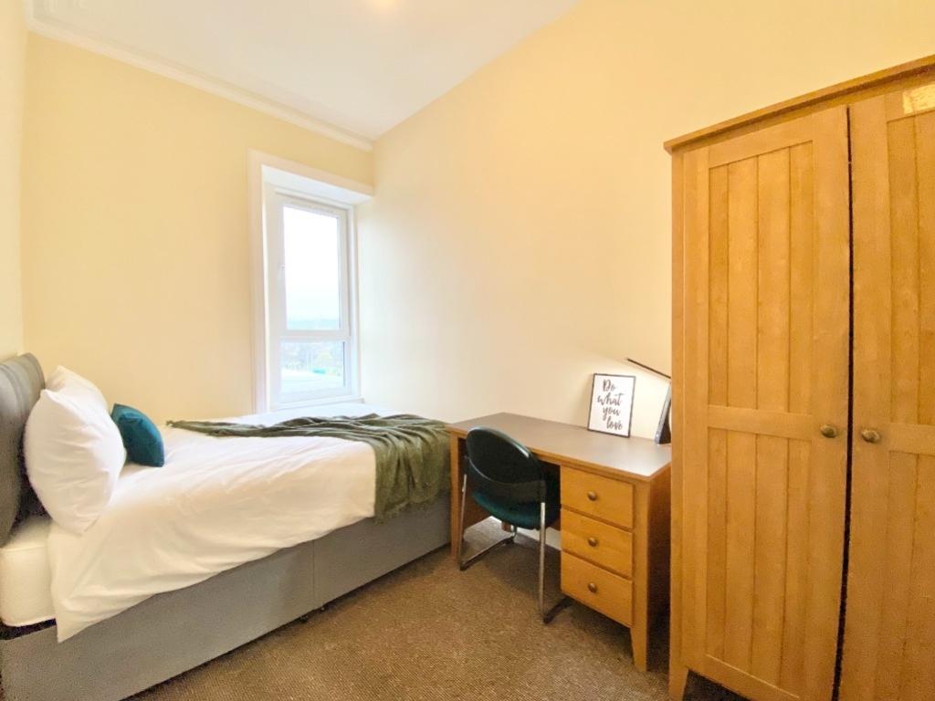 5th bedroom