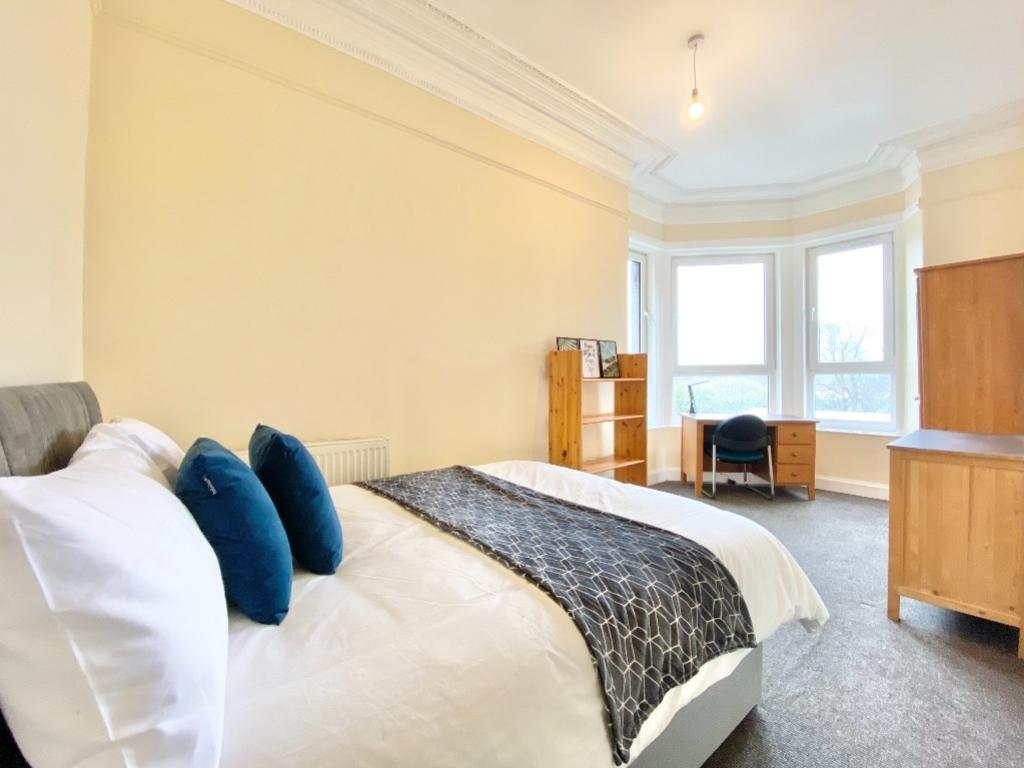 Main Bedroom 1