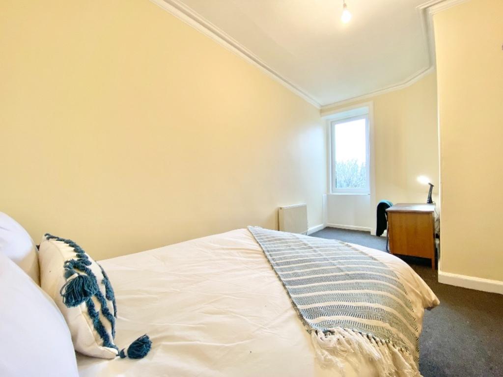3rd bedroom 2