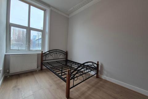 2 bedroom apartment to rent, New Cross Road, London, SE14