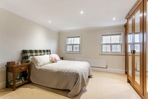 undefined, Bolton Road, Windsor, SL4