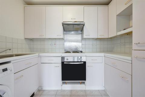 undefined, Kingswood Drive, South Sutton