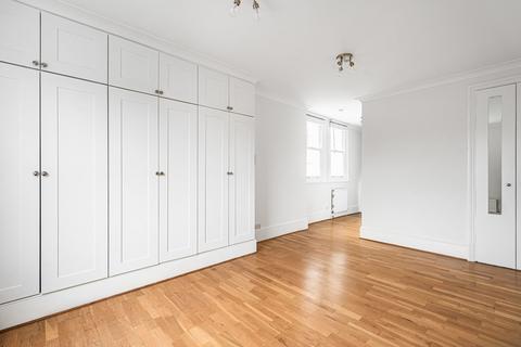 2 bedroom apartment for sale, Chiswick Lane, London, W4